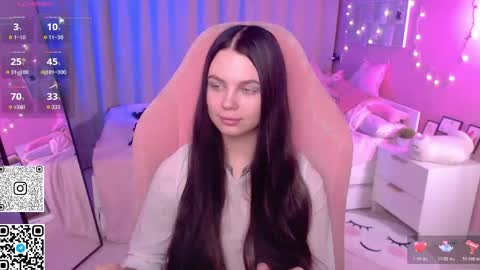 Snapshot of michela_fruet chatting on May 9, 1:11 am Kate online show from May 9, 1:11 am