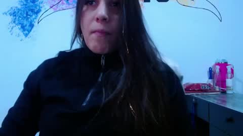 Snapshot of michell_h chatting on May 24, 1:32 am Nani online show from May 24, 1:32 am