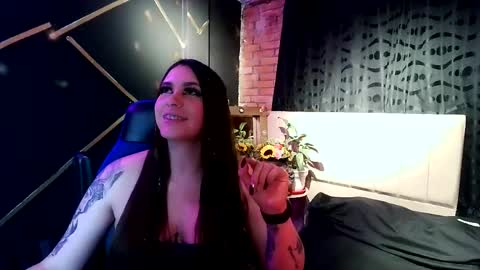 Snapshot of michell_h chatting on June 5, 6:52 am Nani online show from June 5, 6:52 am