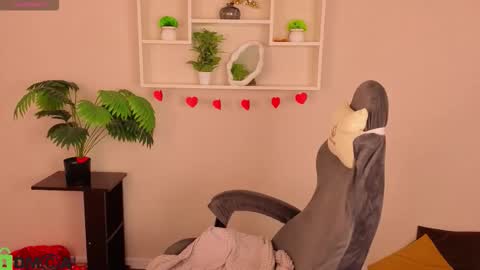 Michelle online show from February 10, 1:10 am