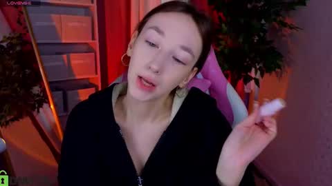 Snapshot of michelle__allen chatting on July 23, 1:08 am Michelle online show from July 23, 1:08 am
