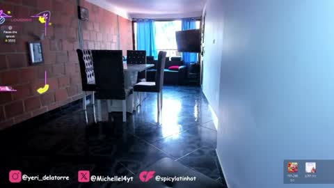 Snapshot of michelle_delatorre chatting on July 15, 2:11 pm MICHELLE DE LA TORRE online show from July 15, 2:11 pm