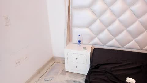 michelleblair1 online show from July 28, 7:39 pm