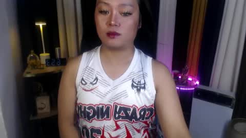 Snapshot of michellechannelxxx chatting on June 17, 10:50 am Michelle online show from June 17, 10:50 am