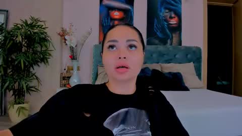 michellereys online show from September 28, 5:51 pm