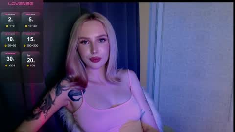 Michelle online show from June 26, 8:13 pm