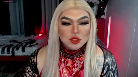 Snapshot of michellevixen921 chatting on September 8, 8:30 pm Michelle online show from September 8, 8:30 pm