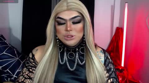 Michelle online show from November 25, 5:07 am