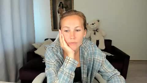 Michelle online show from August 3, 4:55 am