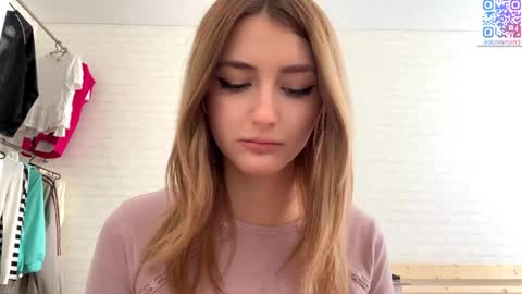 Jenny online show from April 27, 8:34 am
