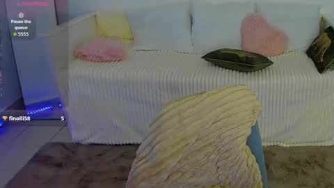 Snapshot of michey_adam chatting on February 10, 1:04 pm michey_adam online show from February 10, 1:04 pm