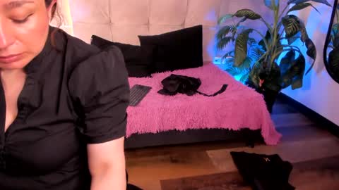michonne_09 online show from June 11, 9:24 pm