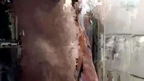 Snapshot of mickavis1975 chatting on January 3, 5:31 pm mickavis1975 online show from January 3, 5:31 pm