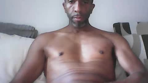 Snapshot of mickdu971 chatting on June 17, 4:59 am mickdu971 online show from June 17, 4:59 am