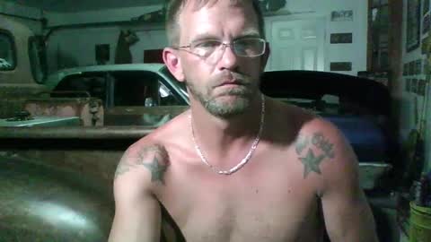 Snapshot of mickey85knoxx chatting on September 24, 4:05 am mickey85knoxx online show from September 24, 4:05 am