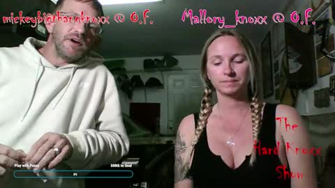 Snapshot of mickey85knoxx chatting on October 29, 12:57 am mickey85knoxx online show from October 29, 12:57 am