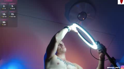 Mickey online show from November 10, 8:24 am