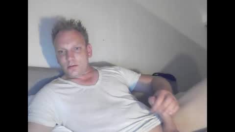 mickkxl online show from June 5, 8:58 pm