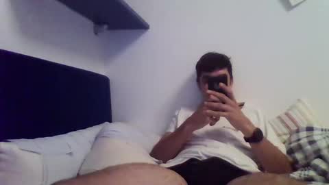 micky_law88 online show from September 15, 10:15 am