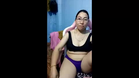 Miky online show from April 18, 7:58 pm