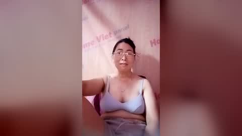 Snapshot of mickye00 chatting on June 25, 10:36 pm Miky online show from June 25, 10:36 pm