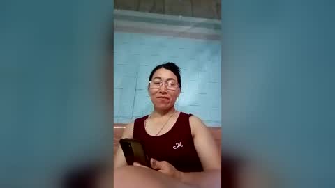 Snapshot of mickye00 chatting on July 8, 5:12 am Miky online show from July 8, 5:12 am