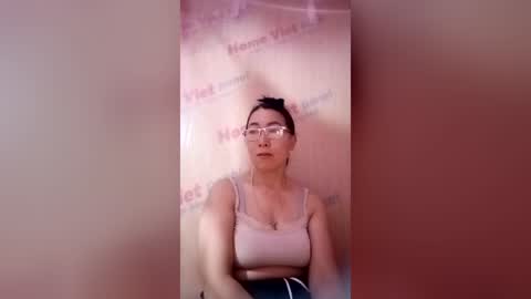 Snapshot of mickye00 chatting on July 8, 6:56 pm Miky online show from July 8, 6:56 pm