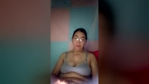 Snapshot of mickye00 chatting on July 13, 10:01 pm Miky online show from July 13, 10:01 pm