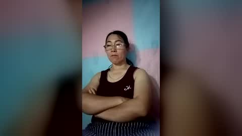 Snapshot of mickye00 chatting on July 17, 8:57 pm Miky online show from July 17, 8:57 pm