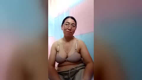 Snapshot of mickye00 chatting on July 22, 2:03 am Miky online show from July 22, 2:03 am