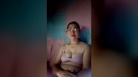 Snapshot of mickye00 chatting on July 25, 2:36 pm Miky online show from July 25, 2:36 pm