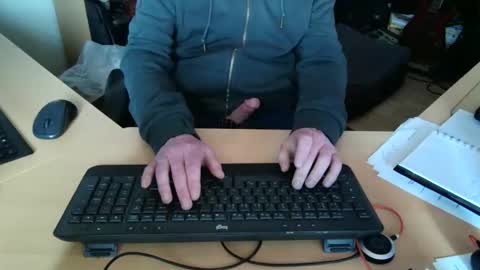 mickyj online show from April 20, 1:58 pm