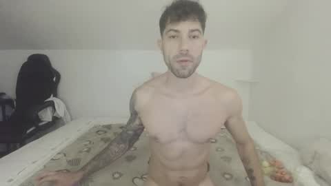 Snapshot of micosita94 chatting on May 22, 8:53 am micosita94 online show from May 22, 8:53 am