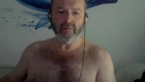 Snapshot of midhir chatting on February 6, 2:58 pm kike online show from February 6, 2:58 pm