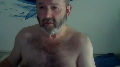 Snapshot of midhir chatting on February 11, 9:35 pm kike online show from February 11, 9:35 pm