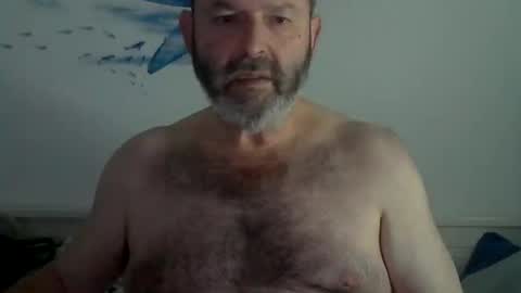 Snapshot of midhir chatting on February 15, 6:01 pm kike online show from February 15, 6:01 pm