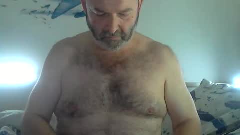 Snapshot of midhir chatting on September 11, 1:33 pm kike online show from September 11, 1:33 pm