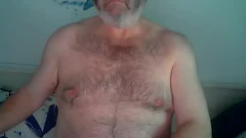 Snapshot of midhir chatting on December 5, 2:36 pm kike online show from December 5, 2:36 pm