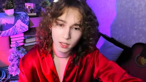 Max online show from December 20, 3:31 pm