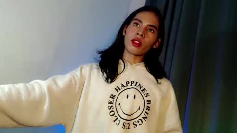 Snapshot of midnight_mystique18 chatting on January 11, 1:27 pm midnight_mystique18 online show from January 11, 1:27 pm