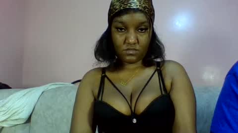 Snapshot of midnight_sexy chatting on July 18, 10:02 pm midnight_sexy online show from July 18, 10:02 pm