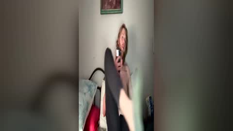 SexyLatinaCouple online show from May 24, 10:04 pm