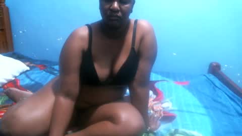 Snapshot of midnightkady chatting on July 6, 8:55 am Caddy online show from July 6, 8:55 am