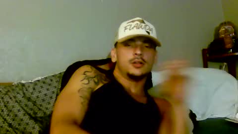 midnightstranger1 online show from May 9, 5:12 am