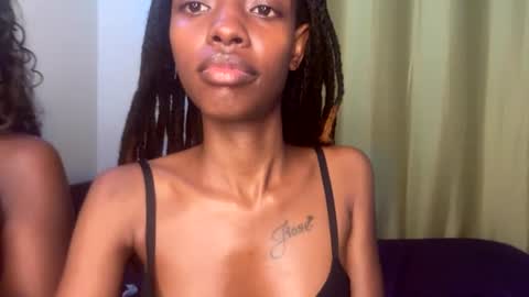 Snapshot of midnightzuriel chatting on August 3, 10:10 am midnightzuriel online show from August 3, 10:10 am
