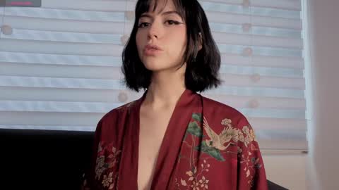 midori__san online show from January 19, 4:22 pm