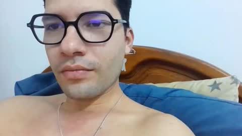 Sam online show from November 15, 2:46 pm