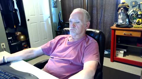 midwestdad09 online show from June 14, 7:49 pm