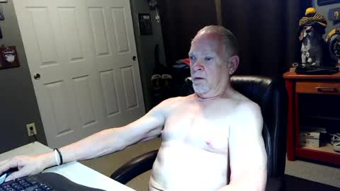 midwestdad09 online show from June 16, 6:49 am