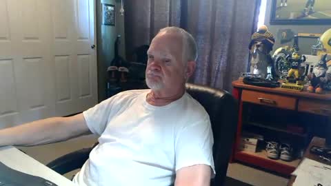midwestdad09 online show from June 20, 6:44 pm